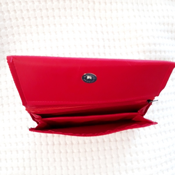 Hmong Embroidered Red Peacock Billfold Wallet - Picture 5 of 10